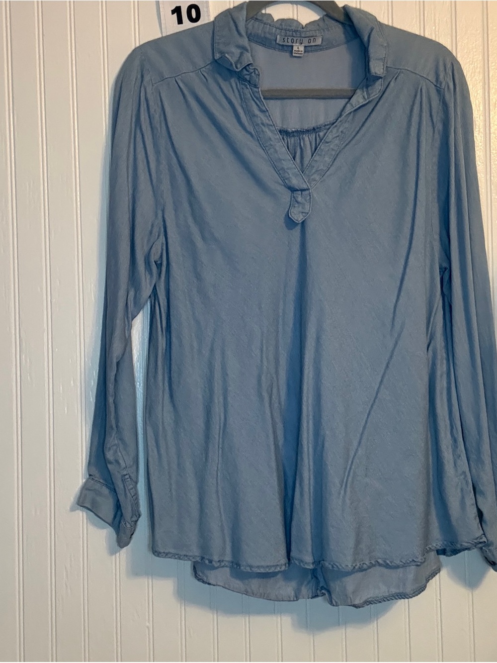 Soft Blue Long-Sleeve V-Notch Tunic Top by SCOTCH & SODA